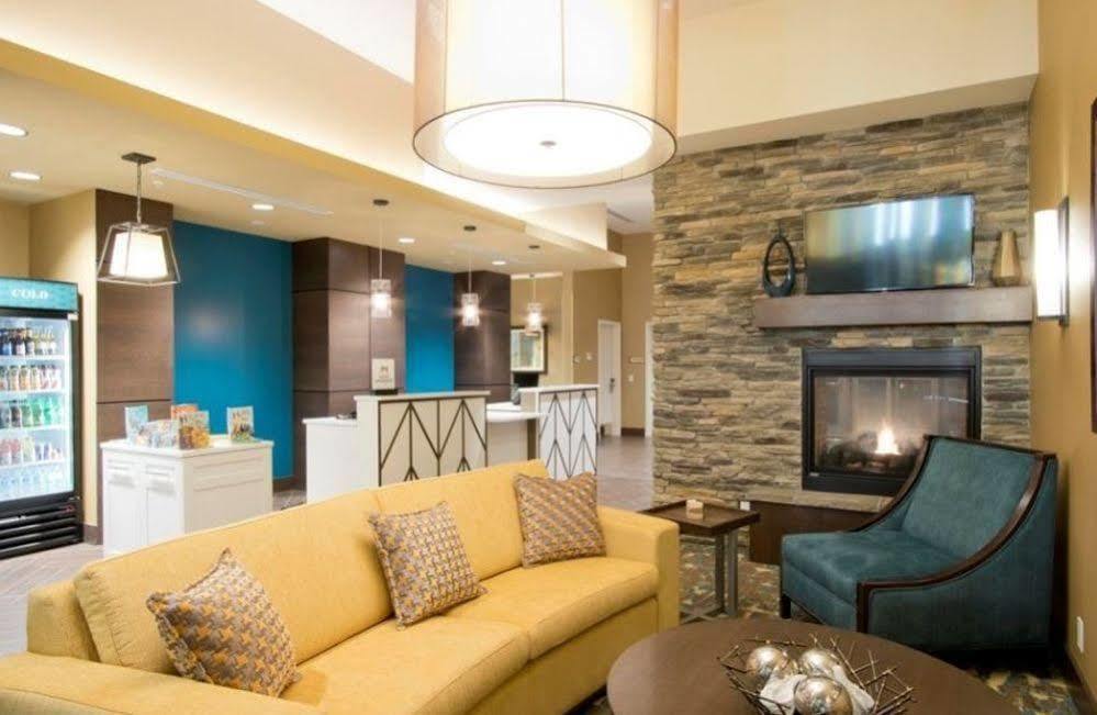 Homewood Suites By Hilton Calgary Downtown Exterior photo